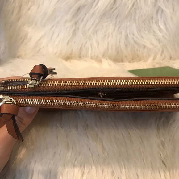 Kate spade malea clutch bag. NWT - Picture 4 of 6